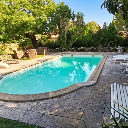 Saint-andre 35 M² Avec Piscine Appartement *