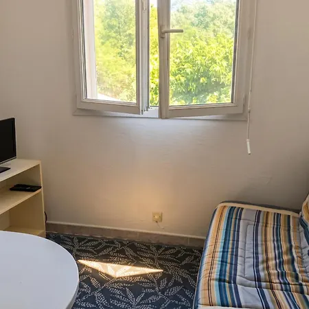 Saint-andre 35 M² Avec Piscine Appartement